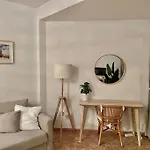 Valdecantos Beachfront Suites